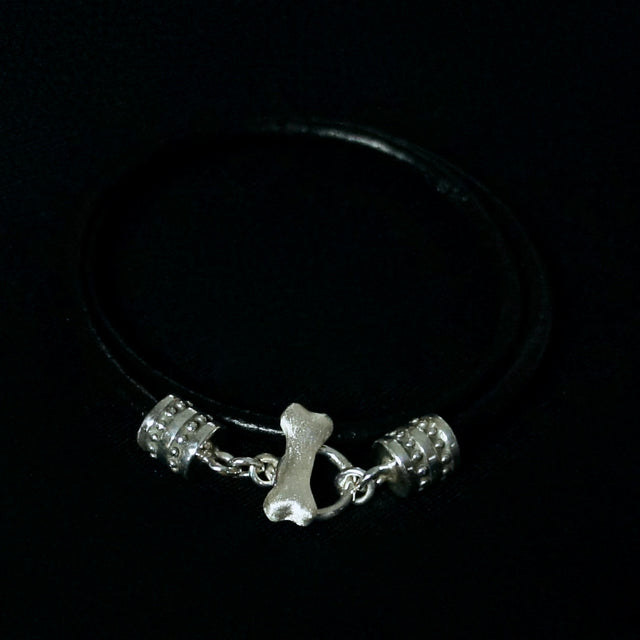 DOUBLE WRAP LEATHER BRACELET