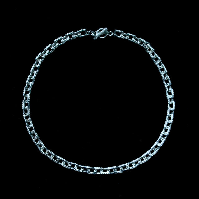 CAVIAR RECTANGLE NECKLACE