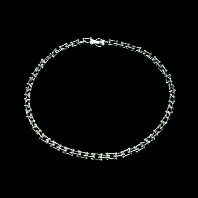 Iris Lite Necklace